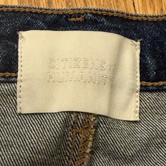 Citizens of Humanity sz 31 raw edge Jean skirt zip fly great condition - Picture 4 of 7